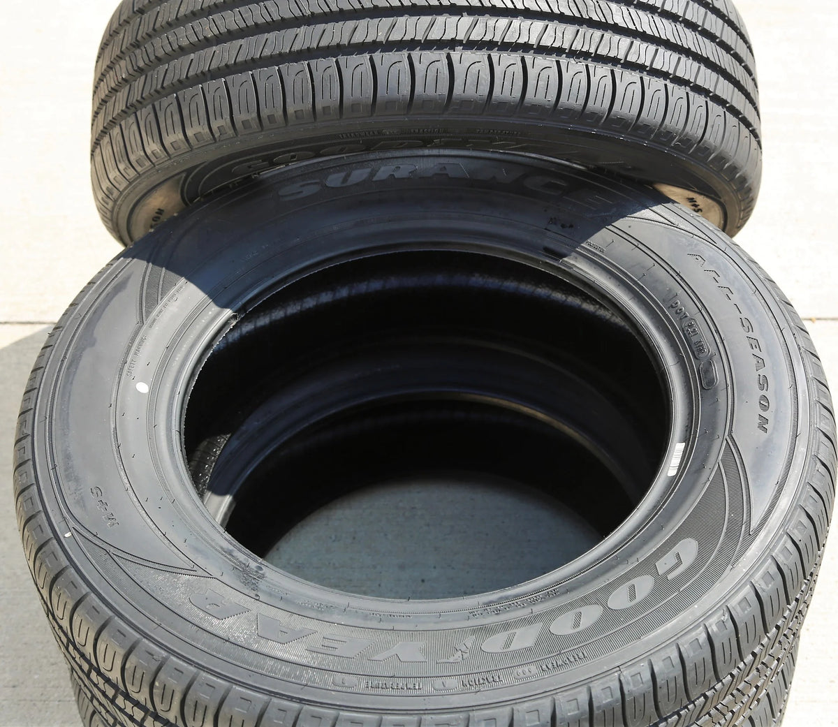 Set of 4 (FOUR) Goodyear Assurance All - Season 205/65R16 95H A/S Tires
