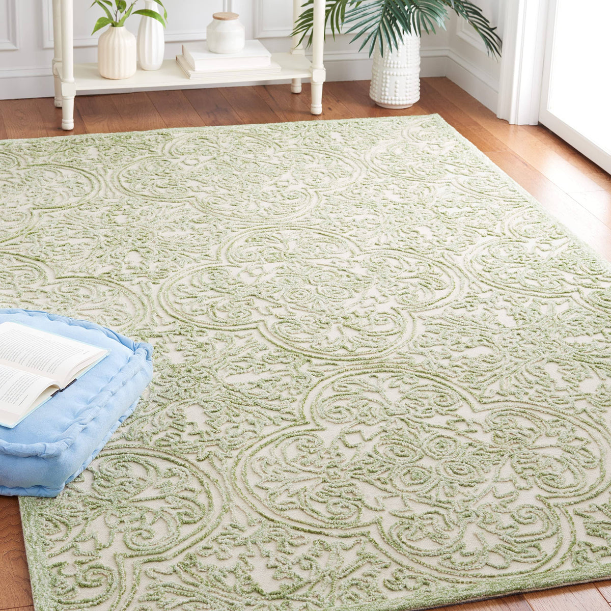 Martha Stewart Trace MSR3511Y Ivory / Green 6' x 9' Area Rug