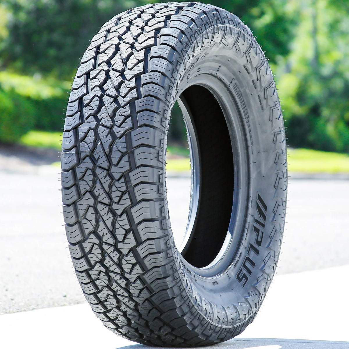 Aplus Shredder AT 235/70R16 106T a/T All-Terrain Tire